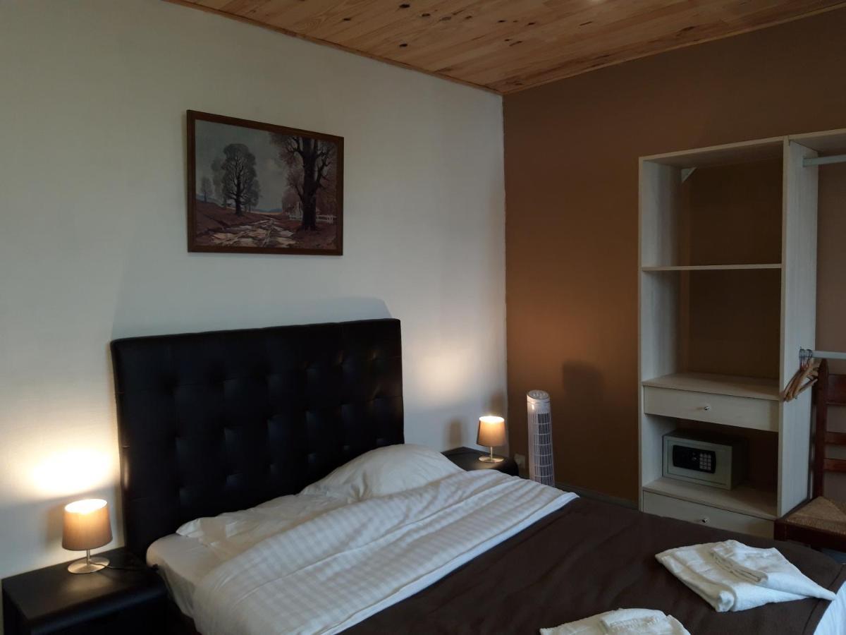 Les Buissonnets Saint-Honore-les-Bains Exterior foto